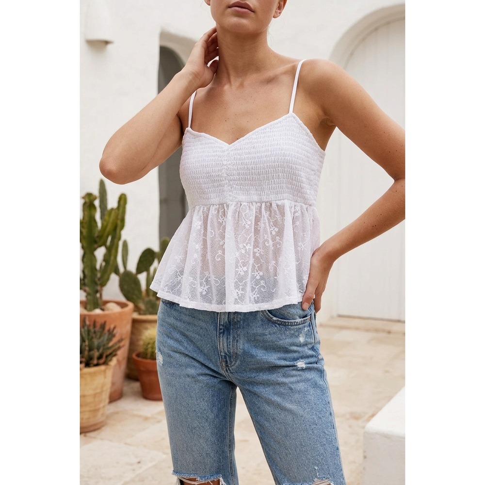 American Eagle White Smocked Lace‎ Peplum Camisole Top Med Boho Cottage Vacation